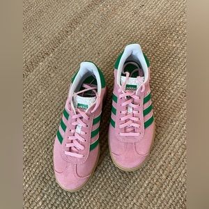 Adidas gazelle pink and green